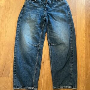 Madewell Darted Barrel-Leg Jean